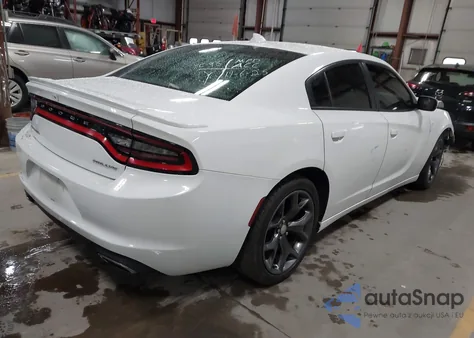 2015 Dodge Charger Sxt z USA, uszkodzony, nr VIN 2C3CDXHG6FH863096